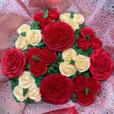 12 cupcake roses bouquet