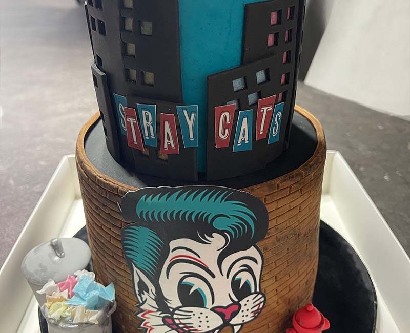 Stray Cats cake by Spiffydrip